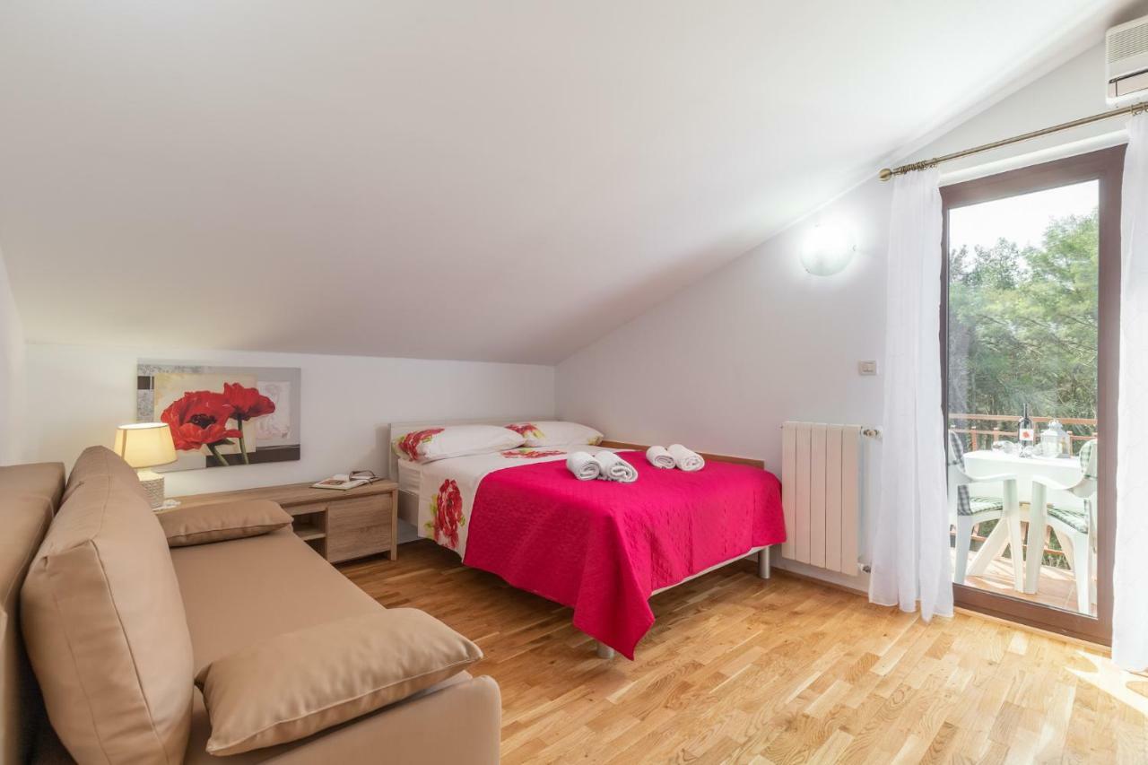 Apartments Prekalj Пореч Екстериор снимка