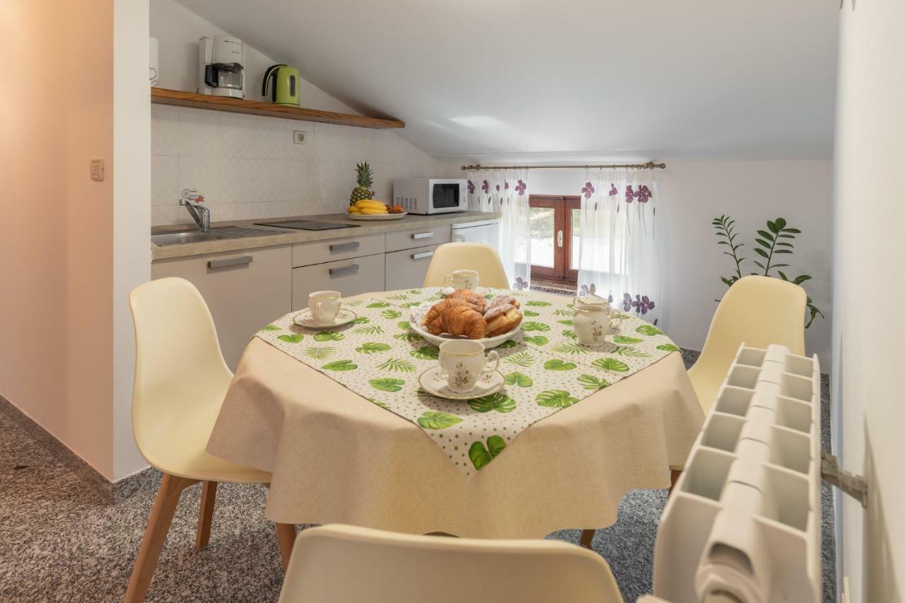 Apartments Prekalj Пореч Екстериор снимка